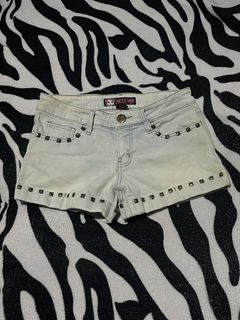 (Category: ) located in . Submitted by y2kcloset_ (Listing ID 1467476424, Image 1). Description: .