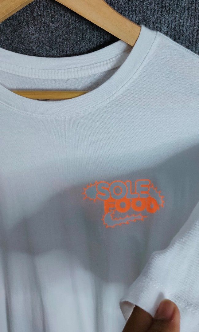 Nike (Category: Tshirts & Polo Shirts ) located in Bolinao. Submitted by tokiya. (Listing ID 1467438492, Image 3). Description: Nike Size Large fittings 21x30.
