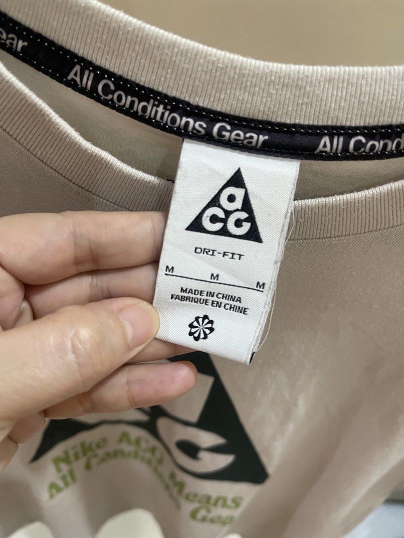 NIKE ACG (Category: Shirts) located in Minglanilla. Submitted by mi_jin (Listing ID 1467423499, Image 2). Description: .