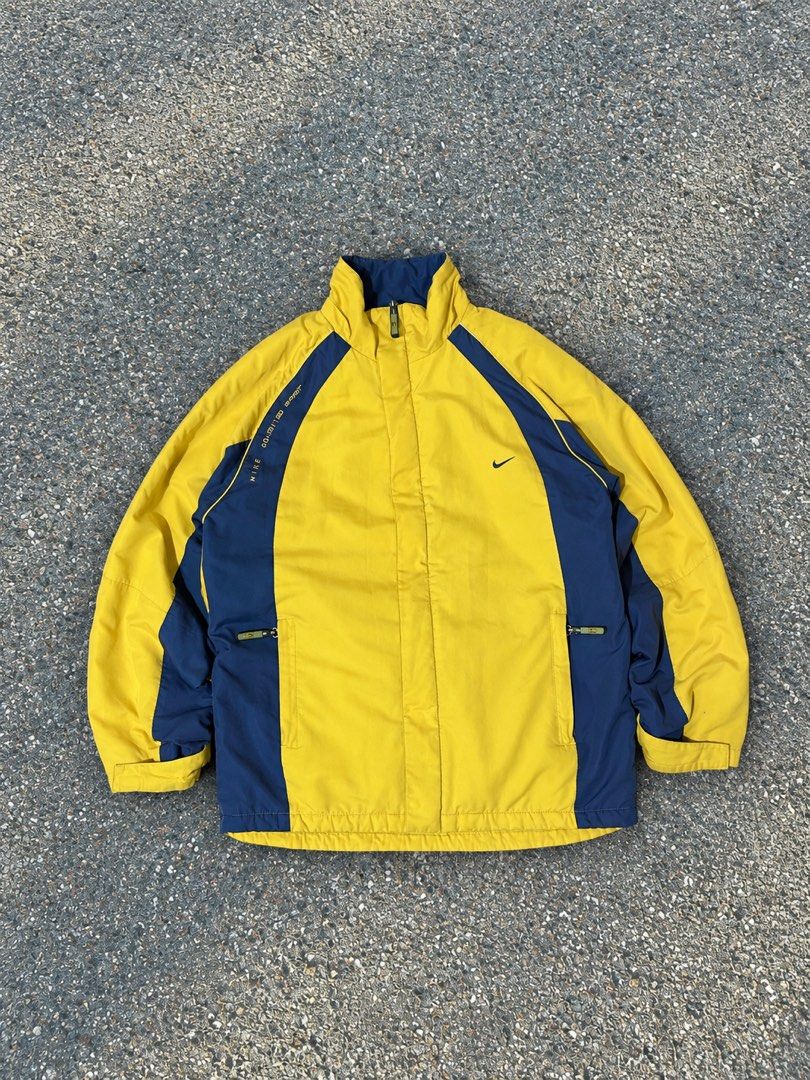 NIKE ACG PUFFER JACKET (Category: Activewear) located in Polangui. Submitted by thrift2house (Listing ID 1467597508, Image 1). Description: LIKE AS NEW CONDITION/NO ISSUE SIZE XL ON TAGS LENGTH 28.5 WIDTH 23.5.
