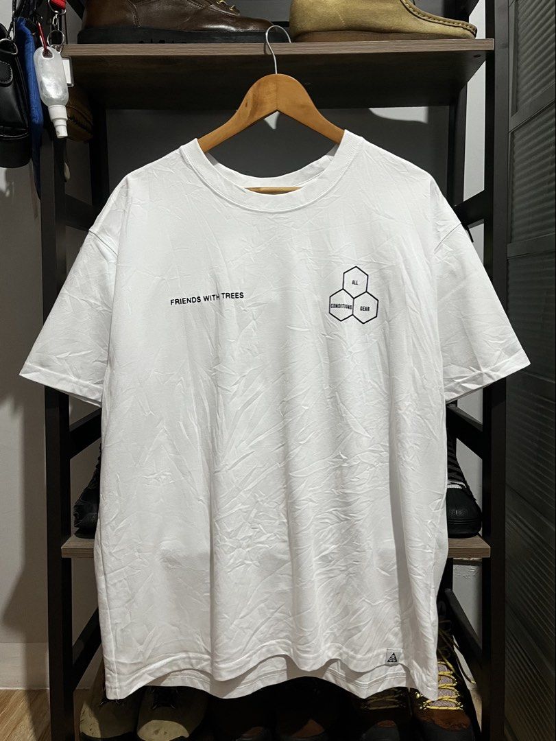 Nike ACG Shirt (Category: Tshirts & Polo Shirts ) located in Calamba. Submitted by justtosellonig (Listing ID 1467477899, Image 1). Description: 23 by 29 very good condition.