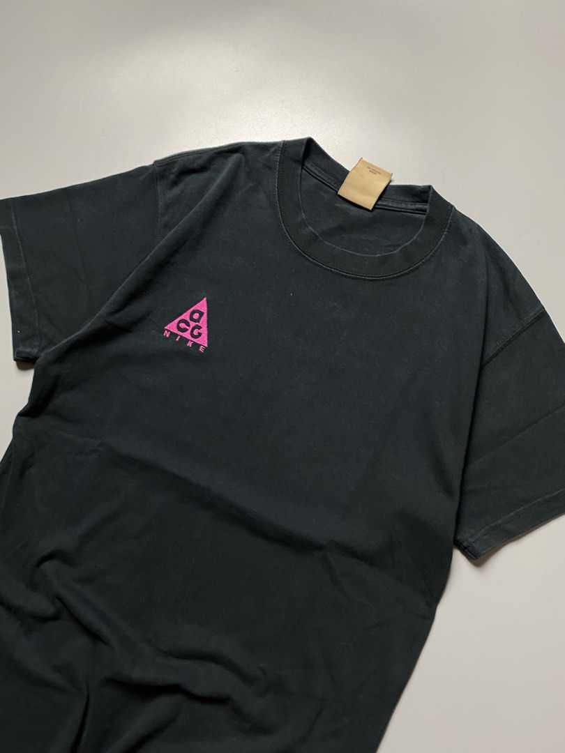Nike ACG Unisex - XS-Small (Category: Activewear) located in Cebu City. Submitted by maicoh230 (Listing ID 1467514384, Image 2). Description: ACG ▫️ Condition: 9/10 ▫️ Color: 9/10 ▫️ Size: XS ▫️ Dimensions: W17.5 L26 ▫️ Flaw/s: 🛒 Mine: 650 REMINDERS 📍 Cebu City 💳 Payment First Policy 📦 J&T | Maxim (Within Cebu) 📸 Color may vary slightly due to lighting..