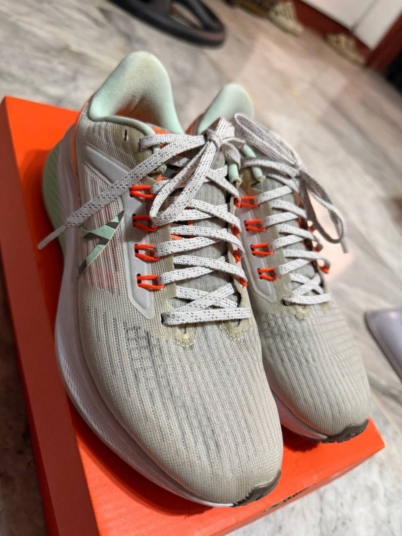Nike Air Zoom Pegasus 39 PRM (Category: Sneakers) located in Muntinlupa City. Submitted by bapperty_2026 (Listing ID 1467414491, Image 1). Description: - Nike Air Zoom Pegasus 39 PRM - Women's sneakers - Color: Photon Dust/Mint Foam - Size: US 6 / UK 3.5 / EUR 36.5 - Comes with original box - Orange accents.