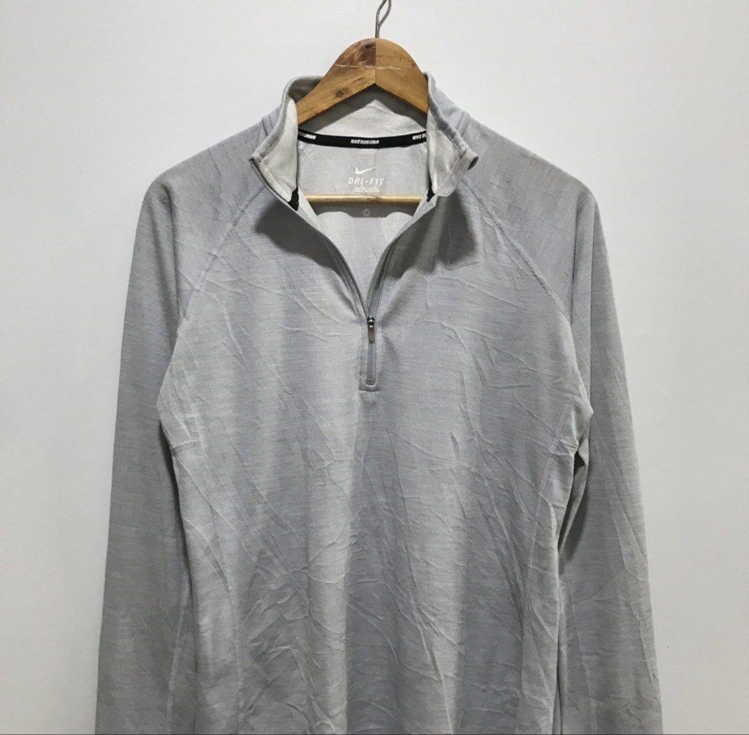 Nike Drifit Longsleeve (Category: Activewear) located in Cavite. Submitted by ja.999 (Listing ID 1467391285, Image 1). Description: 👉🏻 Just washed it 👉🏻 Great for running .