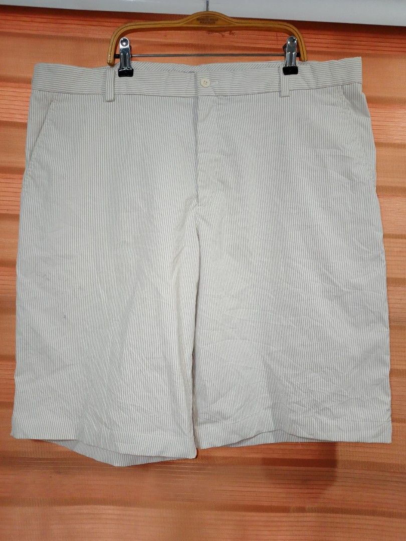 Nike Golf Striped Shorts (Category: Shorts) located in Cabuyao City. Submitted by dthrifts (Listing ID 1467515039, Image 3). Description: 40 W 22 L Authentic Dri-Fit Stretchable Excellent Condition.