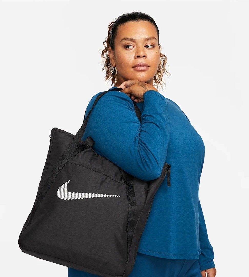 Nike Gym Tote Bag (Category: Tote Bags) located in Caloocan City. Submitted by euniceds (Listing ID 1467479440, Image 1). Description: Brand New. Original. Below SRP. Nike Gym Tote Bag 28L Black Srp Php1,995.00 Php1,400.00 only Pick up or delivery North Caloocan.