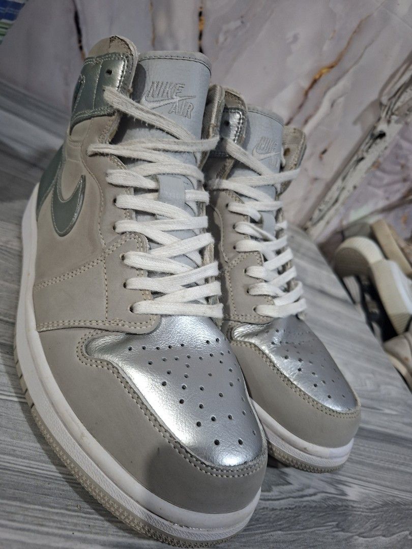 NIKE JORDAN SNEAKER SIZE 9.5 MEN (Category: Sneakers) located in General Mariano Alvarez. Submitted by adonid (Listing ID 1467433622, Image 3). Description: GOOD CONDITION NIKE JORDAN HIGH NORMAL SIGN IF USAGE ONLY.