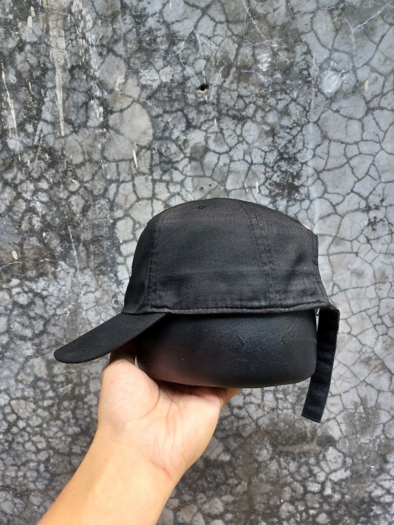 Nike just do it (Category: Caps & Hats) located in Cauayan City . Submitted by cuzthriftshop (Listing ID 1467482896, Image 2). Description: color rate 8.5/10 no issue.