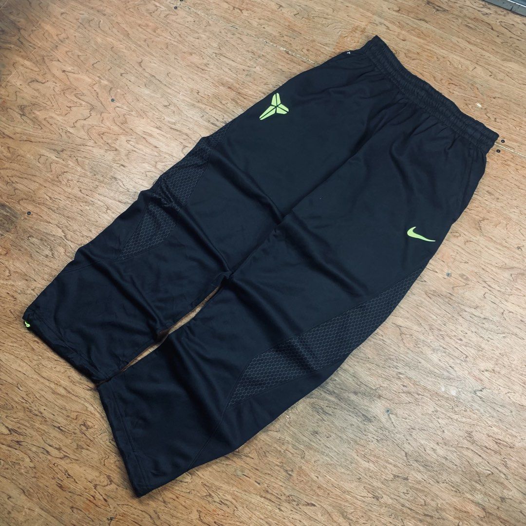 NIKE KOBE JOGGER PANTS (Category: Joggers) located in Cavite. Submitted by block4597 (Listing ID 1467583083, Image 1). Description: ❇️ NIKE KOBE JOGGER PANTS 📍SIZE - MEDUIM 33/40 📍COLOR RATE - 9/10 📍CONDITION - GOOD 📍DECLARE AUTHENTIC.