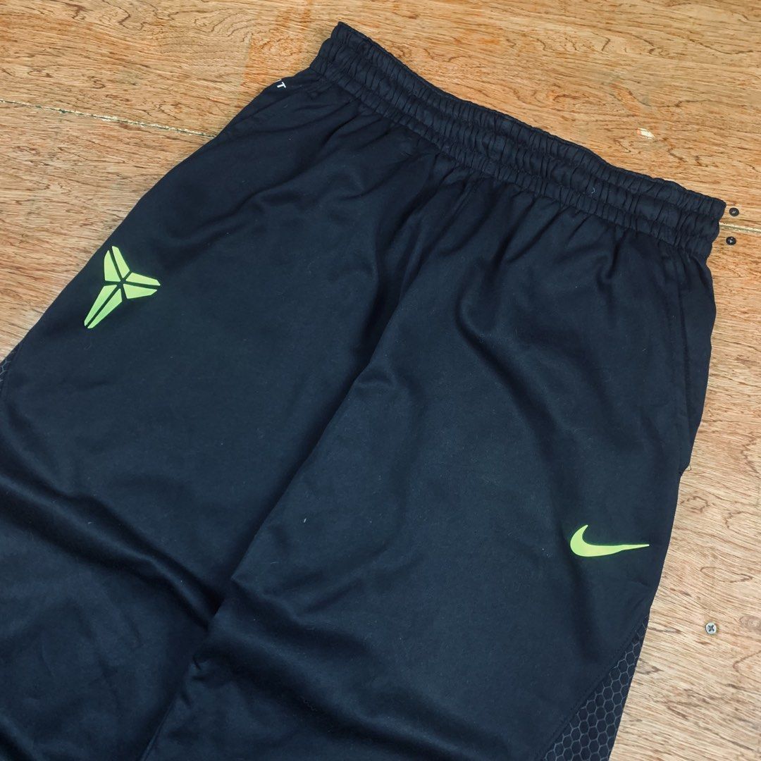 NIKE KOBE JOGGER PANTS (Category: Joggers) located in Cavite. Submitted by block4597 (Listing ID 1467583083, Image 2). Description: ❇️ NIKE KOBE JOGGER PANTS 📍SIZE - MEDUIM 33/40 📍COLOR RATE - 9/10 📍CONDITION - GOOD 📍DECLARE AUTHENTIC.