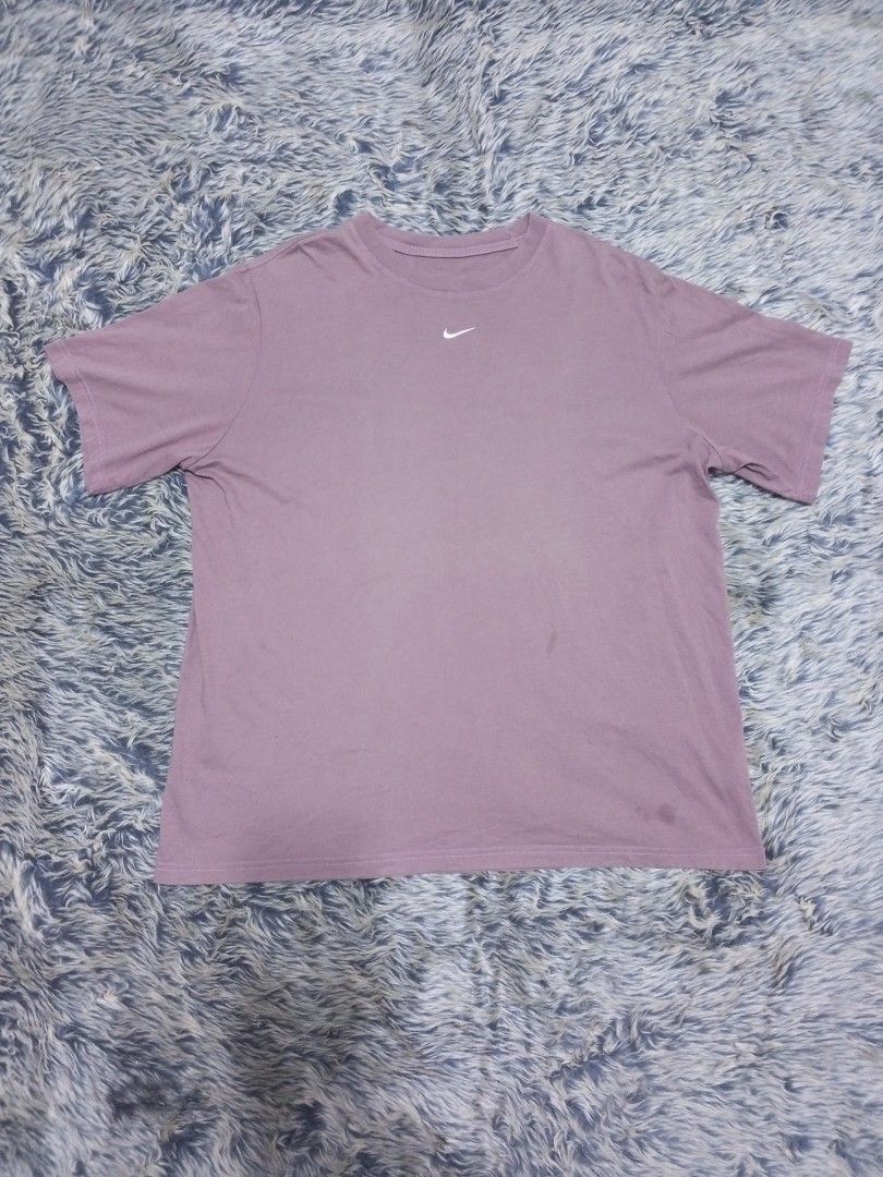 Nike mid swoosh (Category: Tshirts & Polo Shirts ) located in Manila. Submitted by pagatpatan59259 (Listing ID 1467556223, Image 1). Description: Nike mid swoosh Size: XL on tag Price: 550.