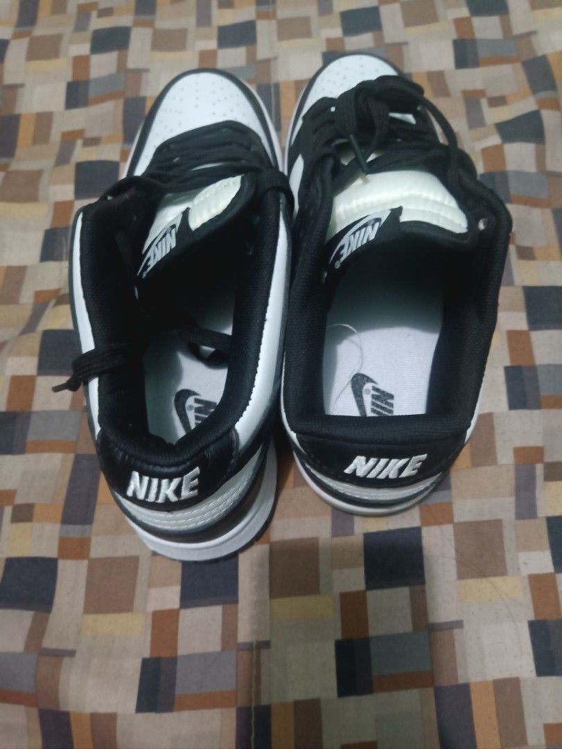Nike panda dunks (Category: Casual Shoes) located in Quezon City. Submitted by kramps.23 (Listing ID 1467532477, Image 3). Description: Nike panda dunks not sure if legit or off galing po ukay.