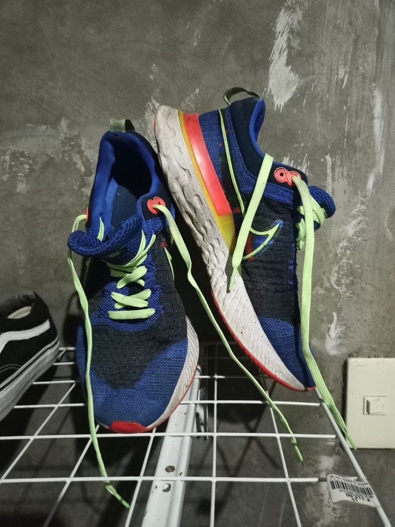 Nike React Infinity (Category: Sneakers) located in Mabalacat. Submitted by hasashoe (Listing ID 1467549740, Image 2). Description: SIZE ON PIC EXCELLENT CONDITION GOOD WORKING PERFORMANCE Wear and Go.