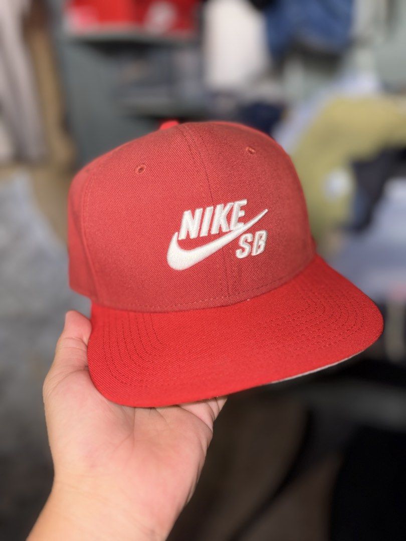Nike SB Cap (Category: Caps & Hats) located in Abuyog. Submitted by garments.sl (Listing ID 1467420507, Image 1). Description: Nike SB Cap Bnew fitted only wala na tags From singapore.