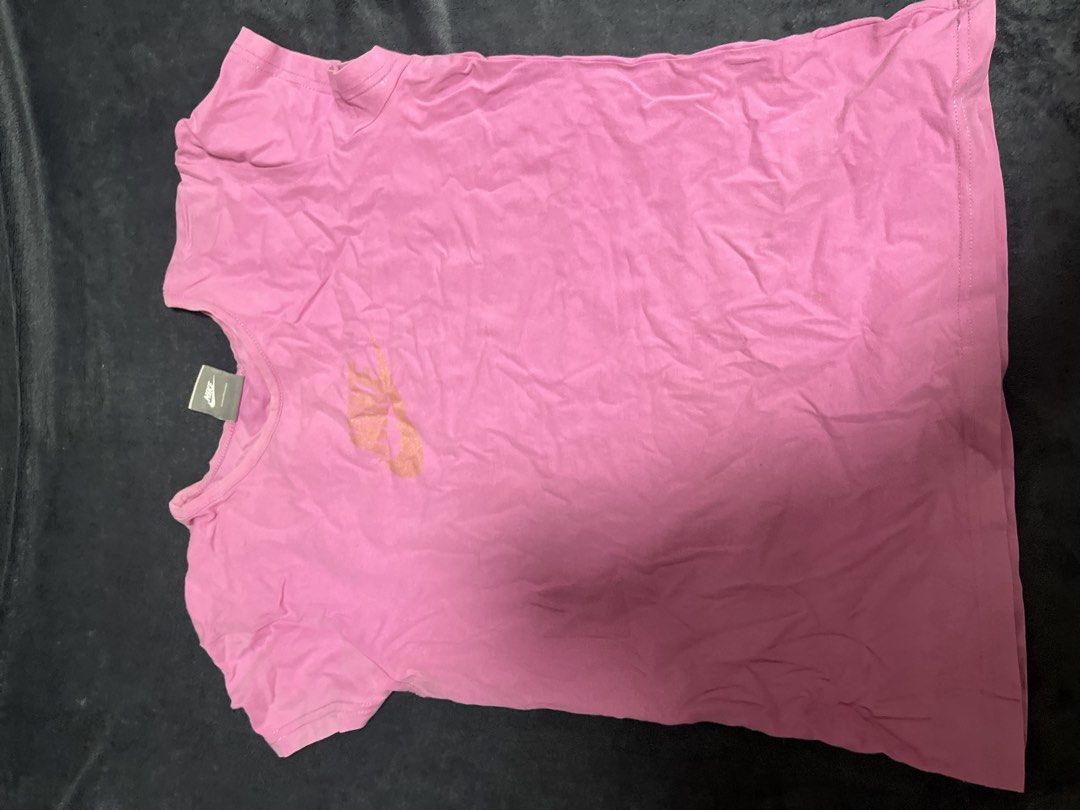 Nike Shirt (Category: Activewear) located in Cabanatuan. Submitted by fabulousshoppe (Listing ID 1467602271, Image 1). Description: .