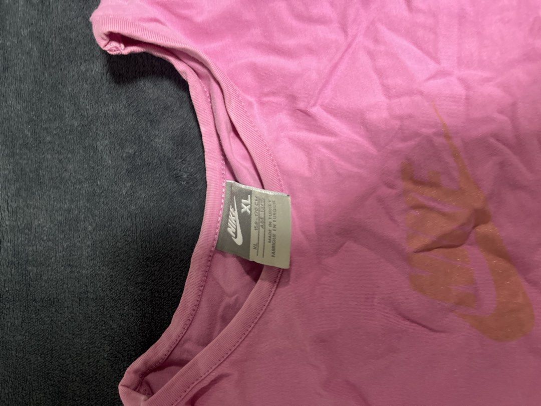 Nike Shirt (Category: Activewear) located in Cabanatuan. Submitted by fabulousshoppe (Listing ID 1467602271, Image 2). Description: .