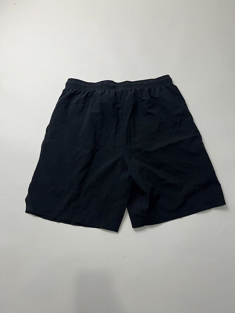 Nike Shorts (Category: Shorts) located in Makati City. Submitted by ufcknwthbst (Listing ID 1467461493, Image 3). Description: 20 inch length 9.5/10 condition No issue.