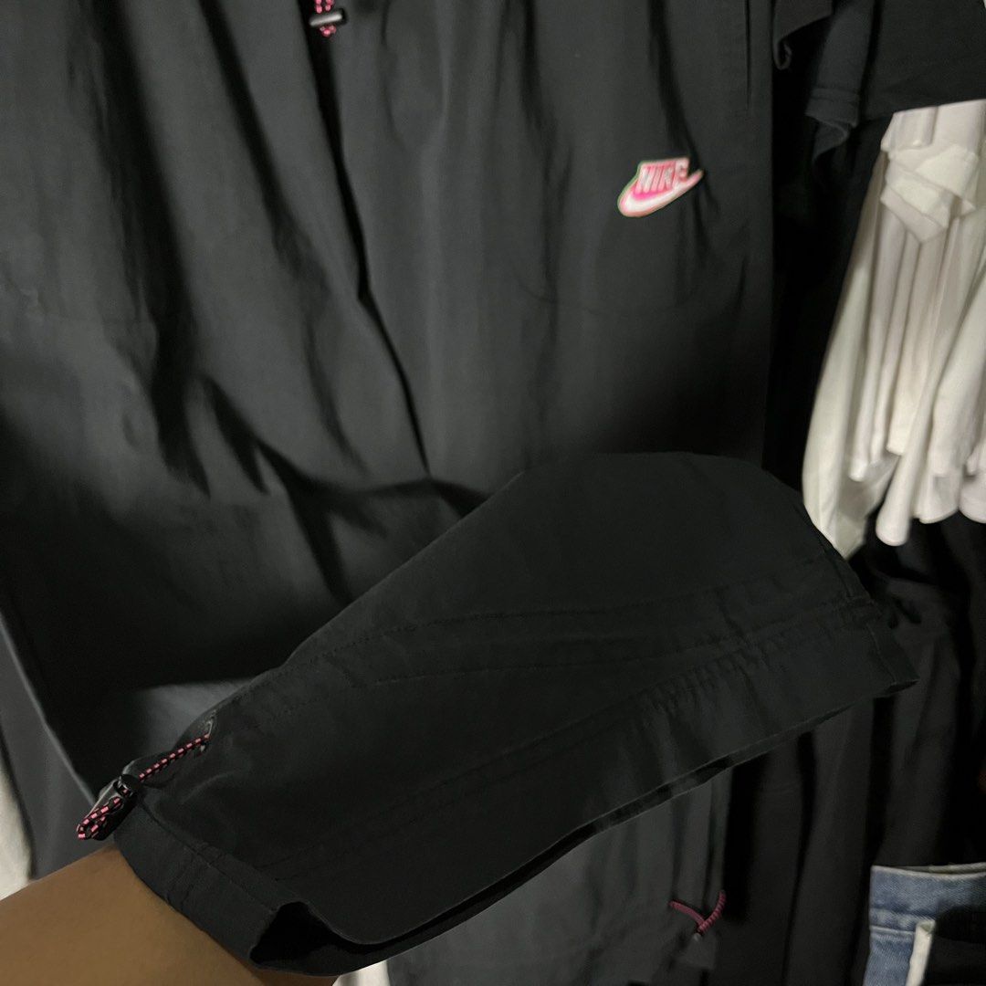 Nike Sportswear Icon Clash (Category: Jeans) located in Daet. Submitted by wearthriftingcloth. (Listing ID 1467522887, Image 3). Description: 👕NIKE Measurement:(free size)W32-40L39H12.5T14 Issue(s):NONE Condition: 9.5/10 Color rate: 9.5/10 ➡️Swipe- to see more detail pic 📌No Deleting/Cancelation‼️ 📌Color may Vary Due to Lighting‼️ 📌Please be responsible buyer Bogus/Flaker will be posted‼️ 📌All ltems Need Wash‼️.