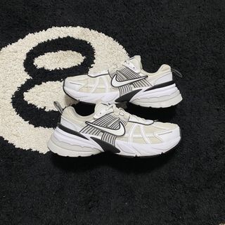 (Category: ) located in . Submitted by sneaks_cebu (Listing ID 1467414108, Image 1). Description: .