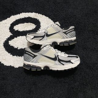 (Category: ) located in . Submitted by sneaks_cebu (Listing ID 1467417825, Image 1). Description: .