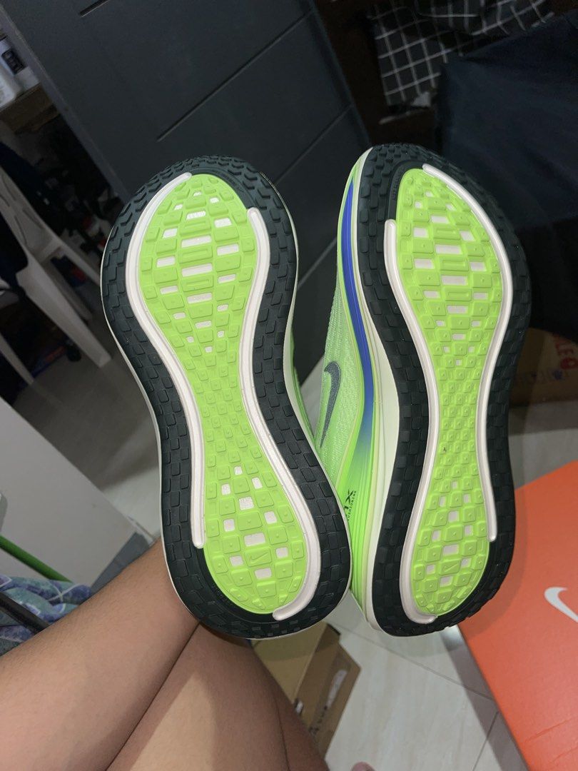 Nike Vomero Plus (Category: Sneakers) located in Manila. Submitted by liveflower_6bf945 (Listing ID 1467517853, Image 3). Description: - Brand: Nike - Model: Vomero Plus - Color: Bright lime green with blue gradient midsole - Sole: Thick cushioned ZoomX foam with black rubber outsole for great grip - Condition: Brand new, never worn, pristine condition - Inclusions: Original orange Nike shoebox pwede lalamove or j&t, shoulder ng buyer negotiable 