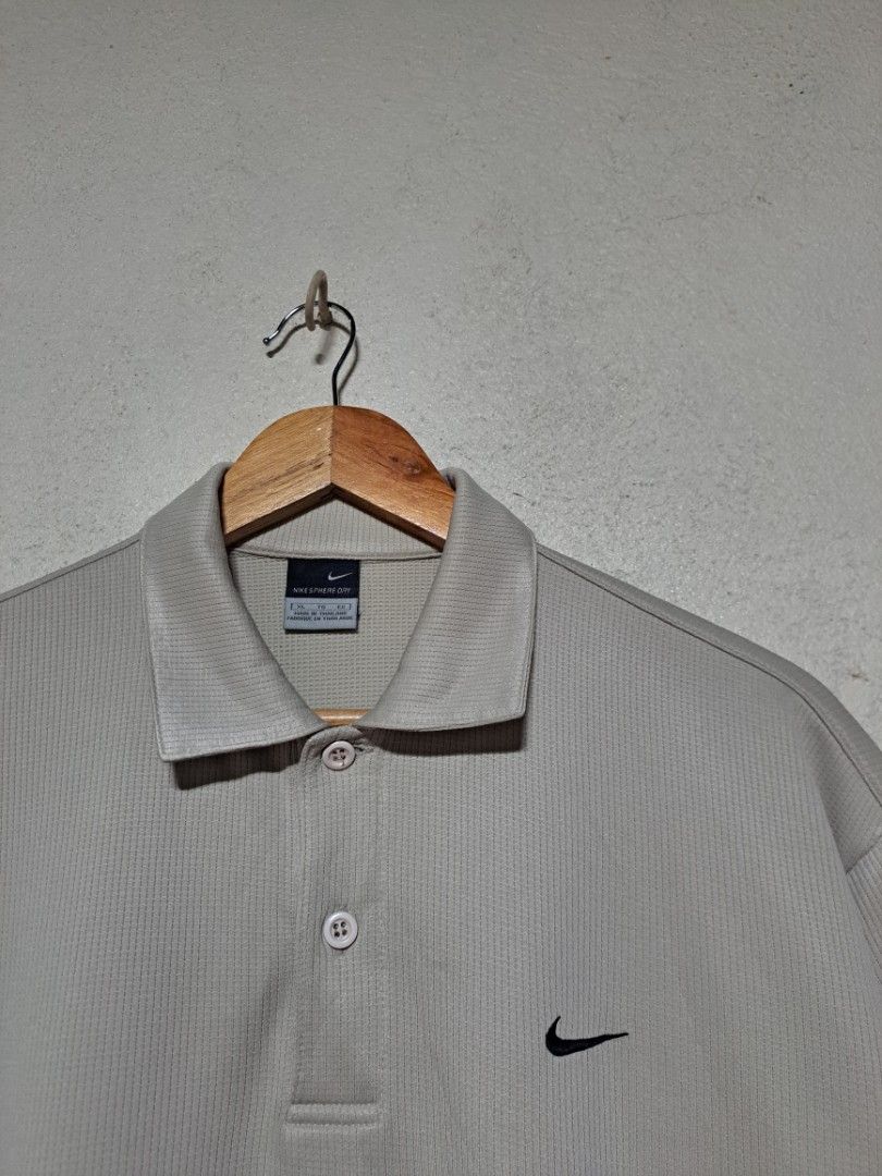 Nike Y2k Polo Shirt (Category: Tshirts & Polo Shirts ) located in Dumaguete. Submitted by jayarbajad49160 (Listing ID 1467496068, Image 2). Description: Nike Y2k PoloShirt - 650 add sf Excellent Condition Color rate:9.2/10 Issue: Last pic (Washable) Size XL Width:22 Length:29 Loc dumaguete city visayas.