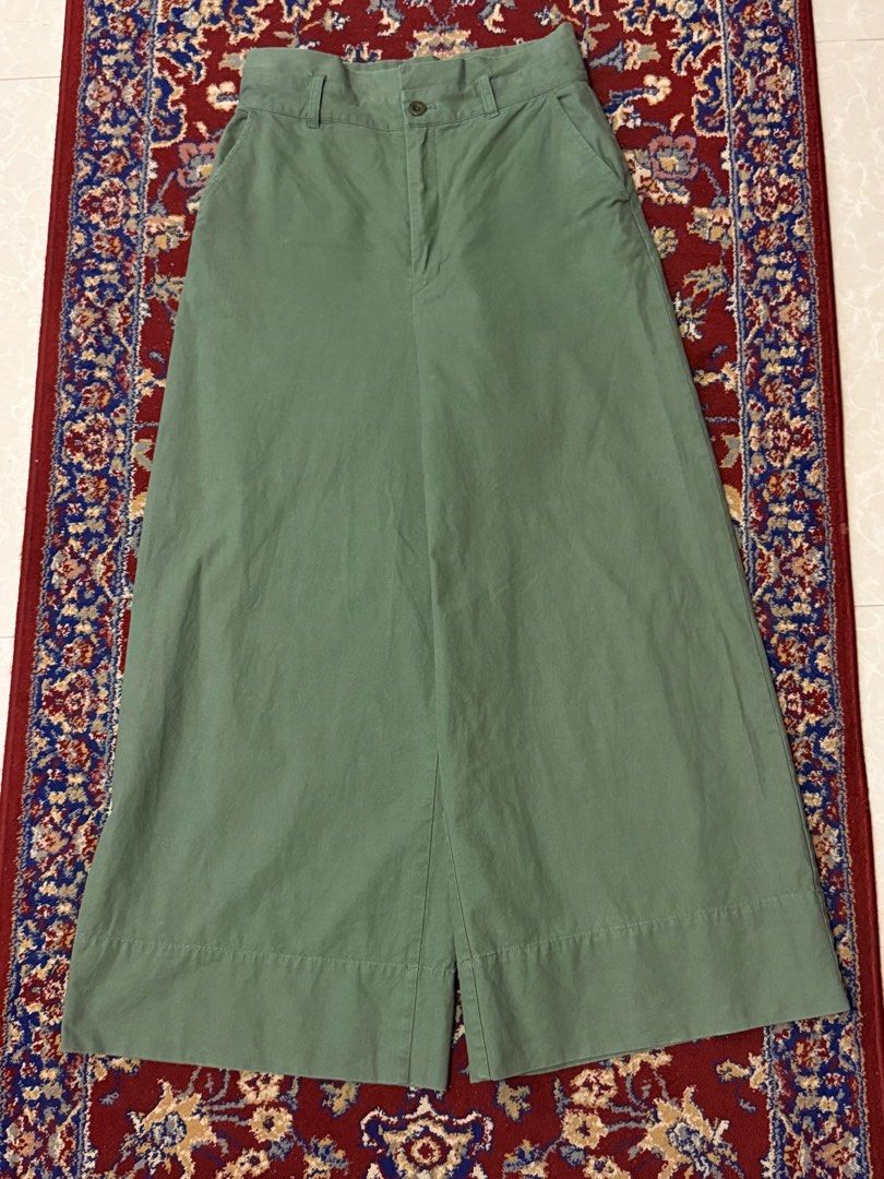 Niko and … pants (Category: Other Bottoms) located in San Pablo. Submitted by iamtrina (Listing ID 1467539578, Image 3). Description: Waist 28” Hips up to 36” Length 38” Inseam 15”.