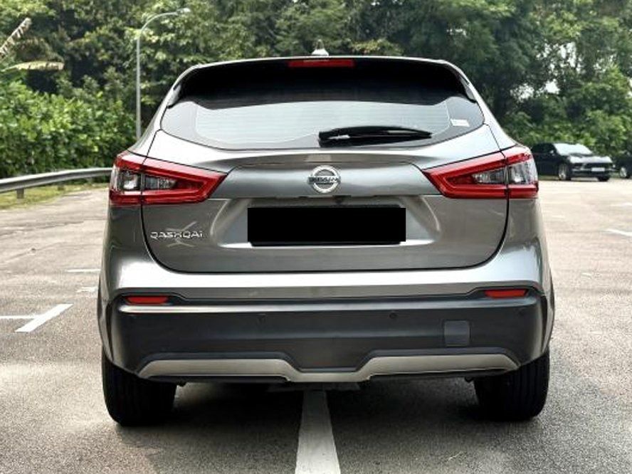 Nissan Qashqai 1.2 DIG-T Lite (A) (Category: Used Cars) located in Singapore. Submitted by m_macztech (Listing ID 1467402941, Image 3). Description: ➡️ Features 1.2L SUV with 4-cylinder inline 16 valve DOHC turbocharged engine, 7 speed (A) Xtronic CVT transmission. 55l fuel tank with 17.9km/l fuel consumption ℹ️ Accessories LED head lights, folding side mirrors, D shape steering wheel, keyless entry/ start/ stop, knockdown rear seats, Bluetooth, 