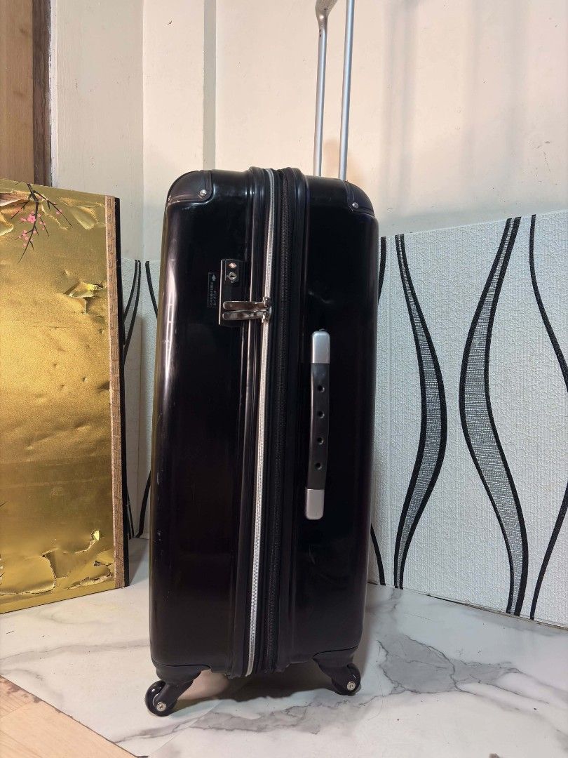 No Brand (Category: Luggage) located in Manila. Submitted by jzjapansurplus (Listing ID 1467413500, Image 2). Description: 🇯🇵IMPORTED FROM JAPAN NO BRAND LARGE SIZE LUGGAGE🇯🇵 🎯 TSA APPROVED KEY LOCK 🎯 EXPANDABLE 🎯 PUSH HANDLE TROLLEY 🎯 SMOOTH 360 WHEELS ROTATION 🎯 TOP AND SIDE HANDLE CARRY 🎯 DURABLE CASE 🎯 WIDE SPACE CAPACITY NO ISSUE.. MINIMAL MARK OF USAGE ONLY‼️.
