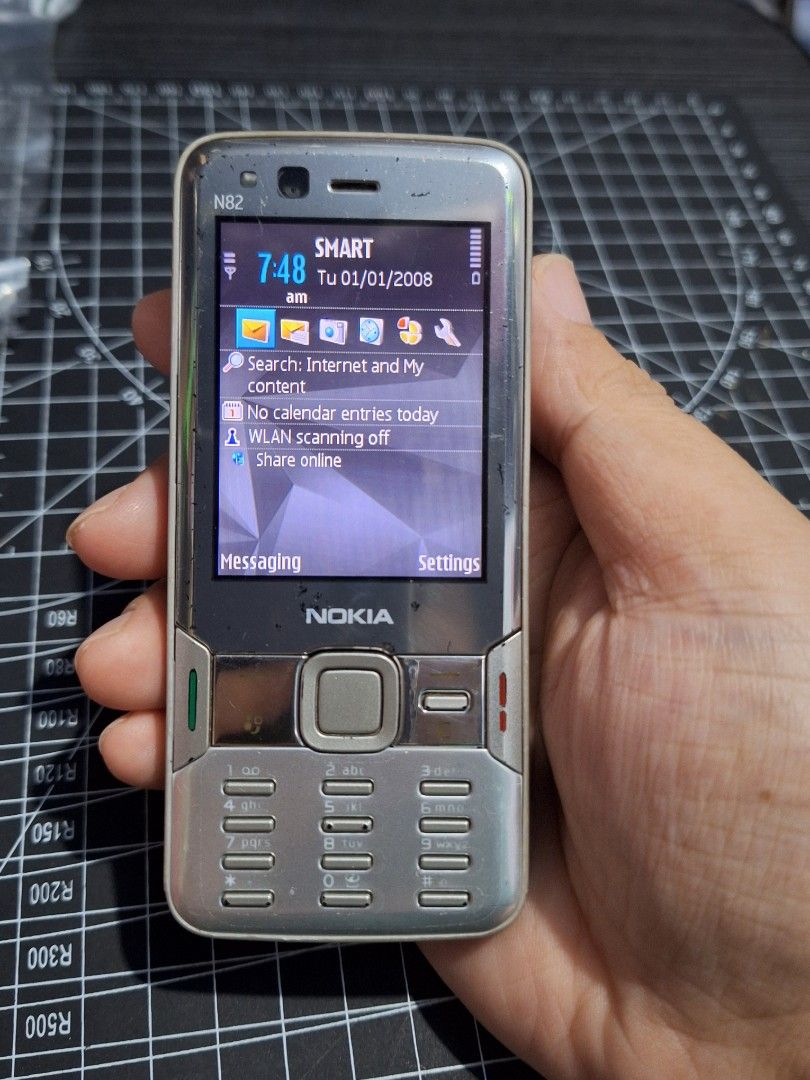 Nokia N82 Classic (Category: Early Generation Mobile Phones) located in Manila. Submitted by chingantigo (Listing ID 1467599324, Image 1). Description: OLD SCHOOL NOKIA N82 CLASSIC ACTUAL PHOTO POSTED, ALL KEYS WORKING, ALL FUNCTIONAL WELL, ONLY ISSUE BACK CAMERA NAG LOLOKO, NAPALITAN KC NEW HOUSING NYA, NEED LANG HIGPITAN, FRONT CAMERA WORKING, STILL PRESENTABLE, WHAT YOU SEE, WHAT YOU GET.. 📌 PLEASE READ BEFORE INQUIRING • This unit is priced 
