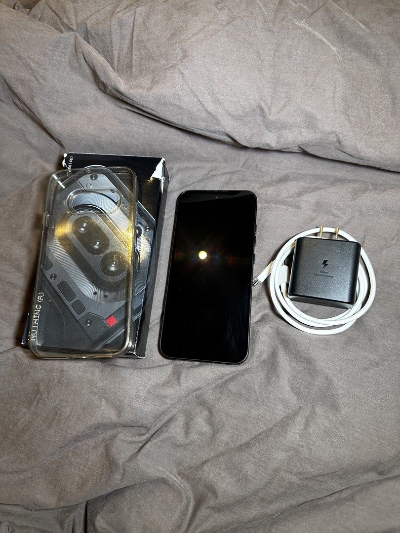 Nothing Phone 4A BLACK 12+256gb (Category: Android Others) located in Marikina City. Submitted by barbsji (Listing ID 1467555413, Image 3). Description: Nothing Phone (4a) Model: A069 Colour: Black RAM/ROM: 12GB / 256GB Lifecycle Carbon Footprint 51.13 KG COze Manufacture Date: 2026.01.19 pwedeng pwede sa maarte, unli test upon meet up issue: small scratches, good as new na. purchased: May 2026 php: 22,000 (nego) can do meet up around metro manil
