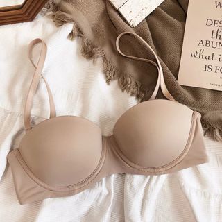 (Category: ) located in . Submitted by yilyystores (Listing ID 1467376865, Image 1). Description: .