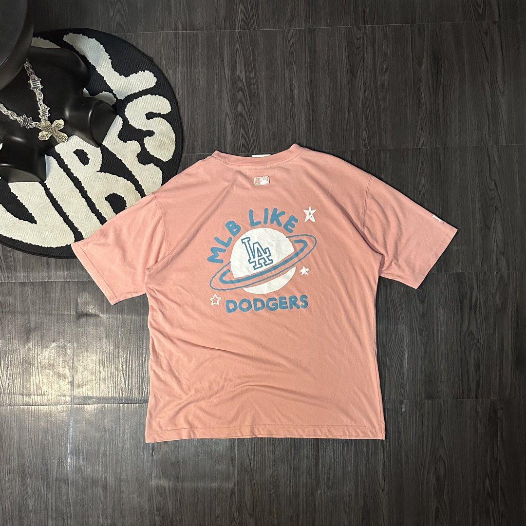 NY MLB (Category: Formal Shirts) located in San Jose del Monte. Submitted by xanthrift2.0 (Listing ID 1467443908, Image 1). Description: NY MLB PINK color rate: 9.9/10 dimes: 23 x 28 (large to xl) ₱849.