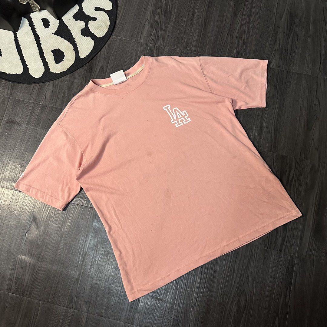 NY MLB (Category: Formal Shirts) located in San Jose del Monte. Submitted by xanthrift2.0 (Listing ID 1467443908, Image 3). Description: NY MLB PINK color rate: 9.9/10 dimes: 23 x 28 (large to xl) ₱849.