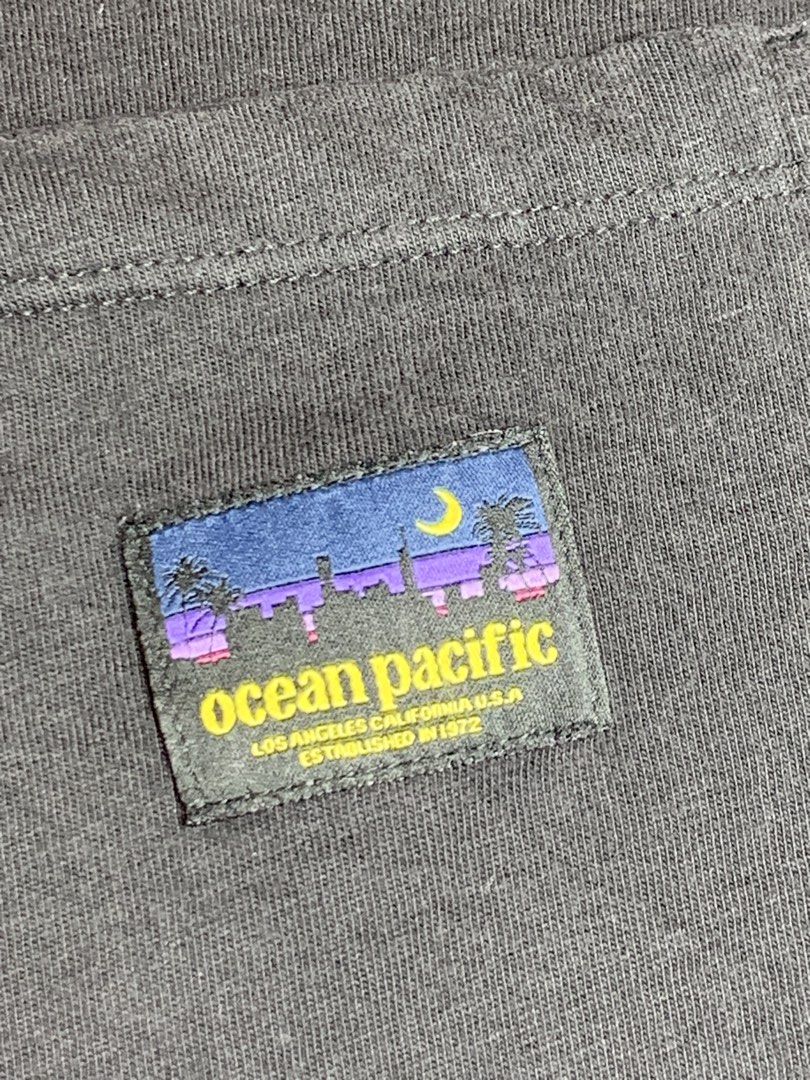 Ocean Pacific Black Pocket tee (Category: Activewear) located in Don Carlos. Submitted by buddysemaj (Listing ID 1467446564, Image 2). Description: .