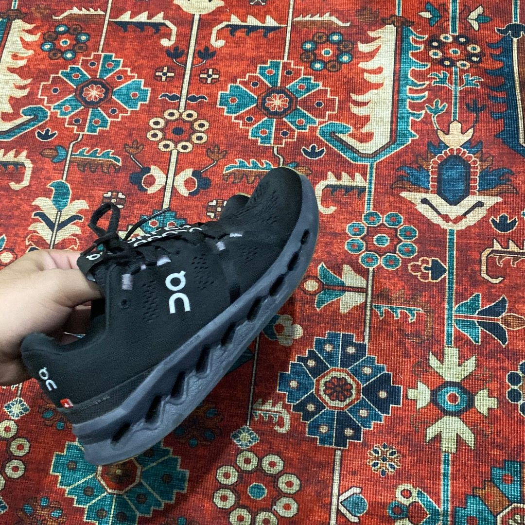 On Running Cloudsurfer 37.5 / 6.5US (Category: Sneakers) located in Antipolo. Submitted by bentakahitanoano (Listing ID 1467495820, Image 3). Description: Still wearable Plenty of life left Size 37.5EU - 6.5US Sockliner issue Need heel pad Normal heeldrag Sign of usage .