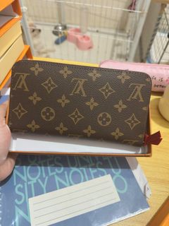 (Category: ) located in . Submitted by amayscollections2 (Listing ID 1467478082, Image 1). Description: .