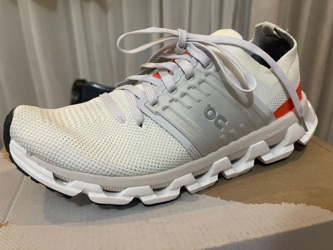 ONCLOUD Cloudswift 3 (Category: Casual Shoes) located in Manila. Submitted by royalstorm.3c7023 (Listing ID 1467380833, Image 1). Description: RUSH Negotiable Like new only worn once RFS: Need funds for bills Location: Manila.