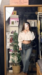 (Category: ) located in . Submitted by dressesbylianaa (Listing ID 1467598556, Image 1). Description: .