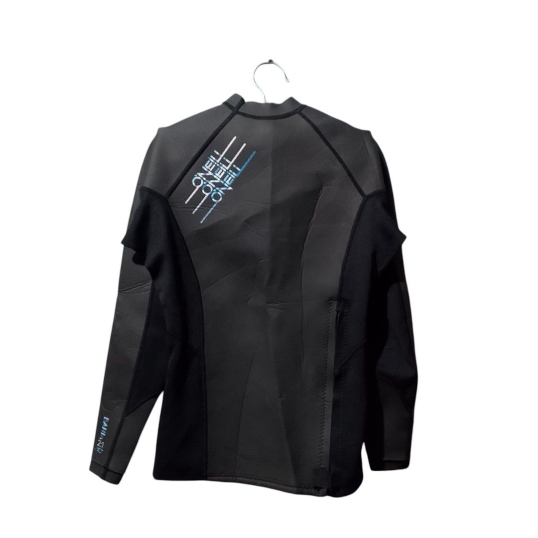 O'Neill Wetsuit Jacket (Category: Fishing) located in Davao. Submitted by outdatedfinds (Listing ID 1467450796, Image 2). Description: For Sale for women's O'Neill Bahia 2:1 Longsleeves wetsuit jacket Size 6 EU 36 UK 8 Excellent to As New Condition 1k plus sf Davao City Location Hmu f interested .
