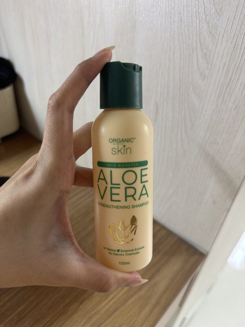 Organic Skin Aloe Vera Shampoo (Category: Hair) located in Manila. Submitted by goddessfinds (Listing ID 1467386018, Image 1). Description: .