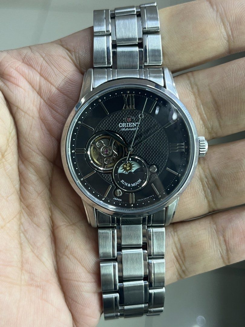 Orient RN-AS0001B (Category: Men's Watches) located in San Juan City. Submitted by cal.28horologe (Listing ID 1467396391, Image 1). Description: Orient RN-AS0001B Quick details: Movement type : Automatic 42mm case diameter Excellent running condition Everything is working including: Time adjustment Moonphase working Price : ₱15,200php Inclusions: Original box. Location San Juan Greenhills..