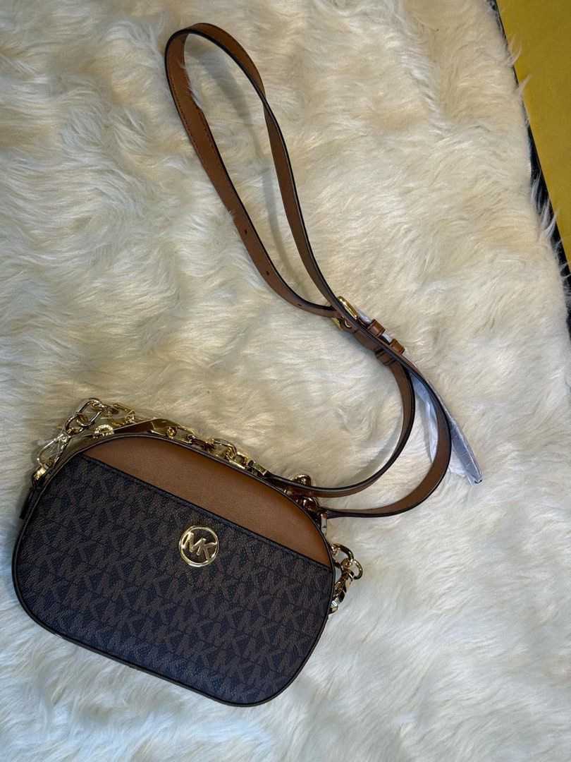 Orig MK Brandnew (Category: Luxury Apparel) located in Manila. Submitted by calmforest-007b69 (Listing ID 1467560496, Image 1). Description: .