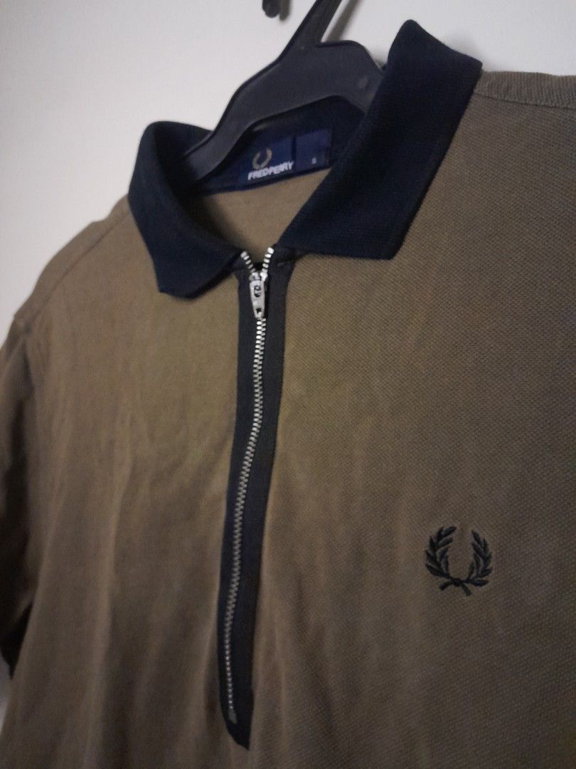 Origina Fred Perry (Category: Formal Shirts) located in Manila. Submitted by mdrphnx_ (Listing ID 1467600460, Image 2). Description: FS: Original Fred Perry 📍MALANDAY, MARIKINA CITY Pre-loved but good as new ✨ Negotiable Authentic from Abu Dhabi 🇦🇪 No issues, well-kept & in great condition. 📩 PM for price & details.