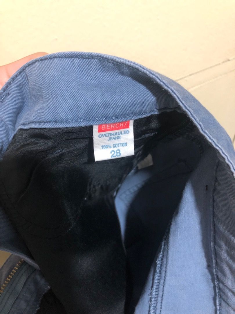 ORIGINAL BENCH JEANS (Category: Jeans) located in Quezon City. Submitted by rav_rav_ (Listing ID 1467475386, Image 3). Description: ORIGINAL BENCH JEANS ISSUE/CONDITION: no issue, all fine LOCATION: quezon city MOP: gcash/maya MOD: lalamove (around qc only) dm me for more infos ❣️.