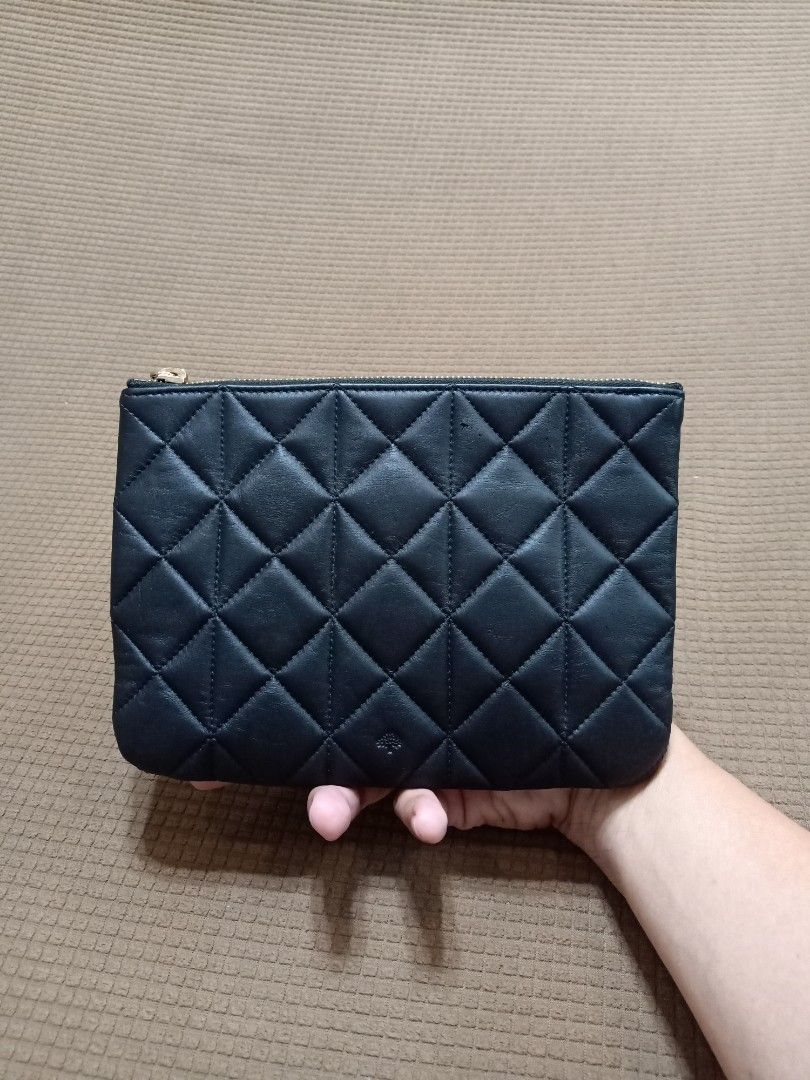 Original mulberry small leather pouch wallet (Category: Clutches) located in Binmaley. Submitted by fashionluxury058 (Listing ID 1467369013, Image 3). Description: original mulberry leather small pouch wallet in very good condition size: small width: 8.5 inches length: 6 inches genuine leather color black.