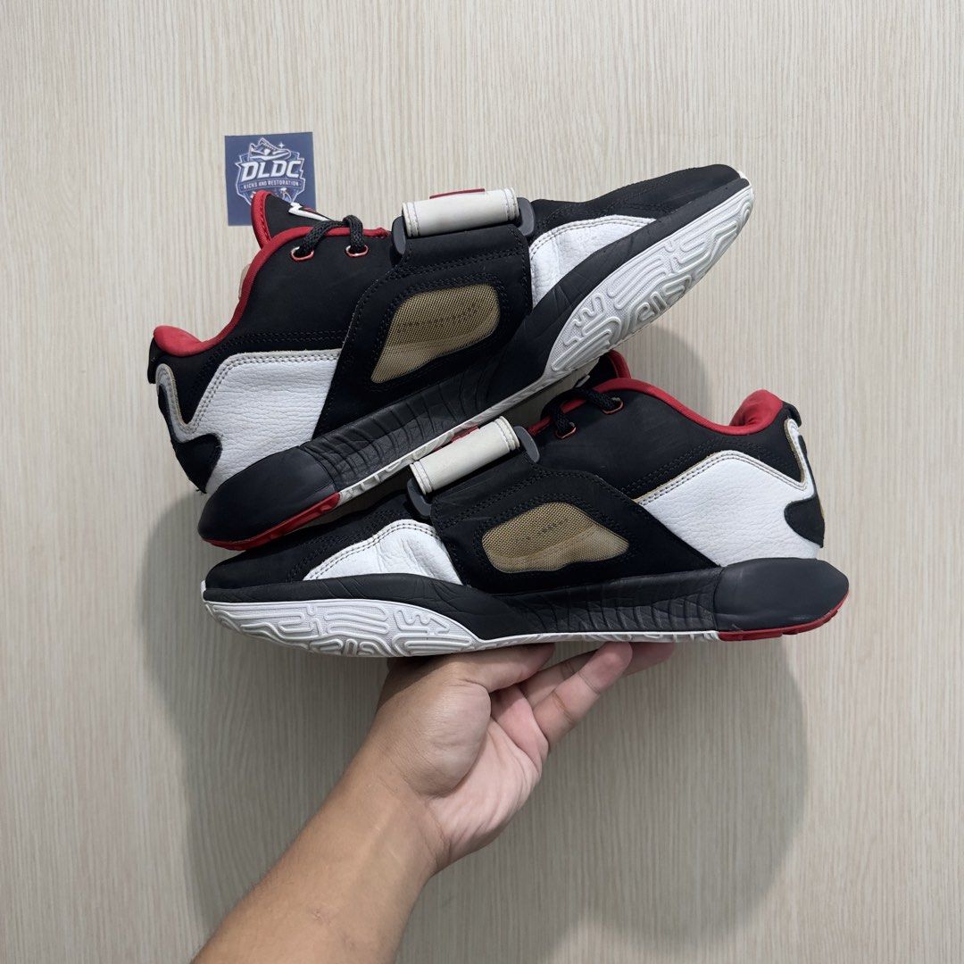 ORIGINAL NIKE LEBRON 21 PRIME 93 SIZE 10.5 (Category: Sneakers) located in Bacoor. Submitted by dldc.kicks.and.restoration (Listing ID 1467545838, Image 2). Description: FOR SALE NK LEBRON 21 PRIME 93 • SIZE 10.5 • USED / WITH OG BOX • 2995 Php FIRM‼️ 📍Molino 3, Bacoor Cavite / Pasay (by schedule) IG / FB - DLDC KICKS AND RESTORATION.