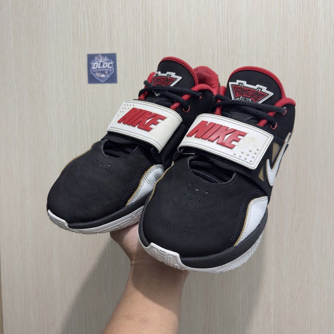 ORIGINAL NIKE LEBRON 21 PRIME 93 SIZE 10.5 (Category: Sneakers) located in Bacoor. Submitted by dldc.kicks.and.restoration (Listing ID 1467545838, Image 1). Description: FOR SALE NK LEBRON 21 PRIME 93 • SIZE 10.5 • USED / WITH OG BOX • 2995 Php FIRM‼️ 📍Molino 3, Bacoor Cavite / Pasay (by schedule) IG / FB - DLDC KICKS AND RESTORATION.
