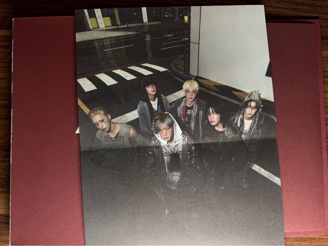 P1Harmony UNIQUE Photobooks (Category: K-Wave Merchandise) located in Cebu City. Submitted by woahnelly (Listing ID 1467522481, Image 3). Description: 𑣲⋆Details Photobook A Ver. (red)- ₱250 Inclusions: - Soul poster (Back side group poster) - Jiung ID card - CD - Stickers Missing inclusions: PCs Photobook C Ver. (green)- ₱200 Inclusions: - Jongseob ID card - Stickers - CD Missing inclusions: - PCs - Member Poster BOTH PHOTOBOOKS- 400 MOP: Gcash 