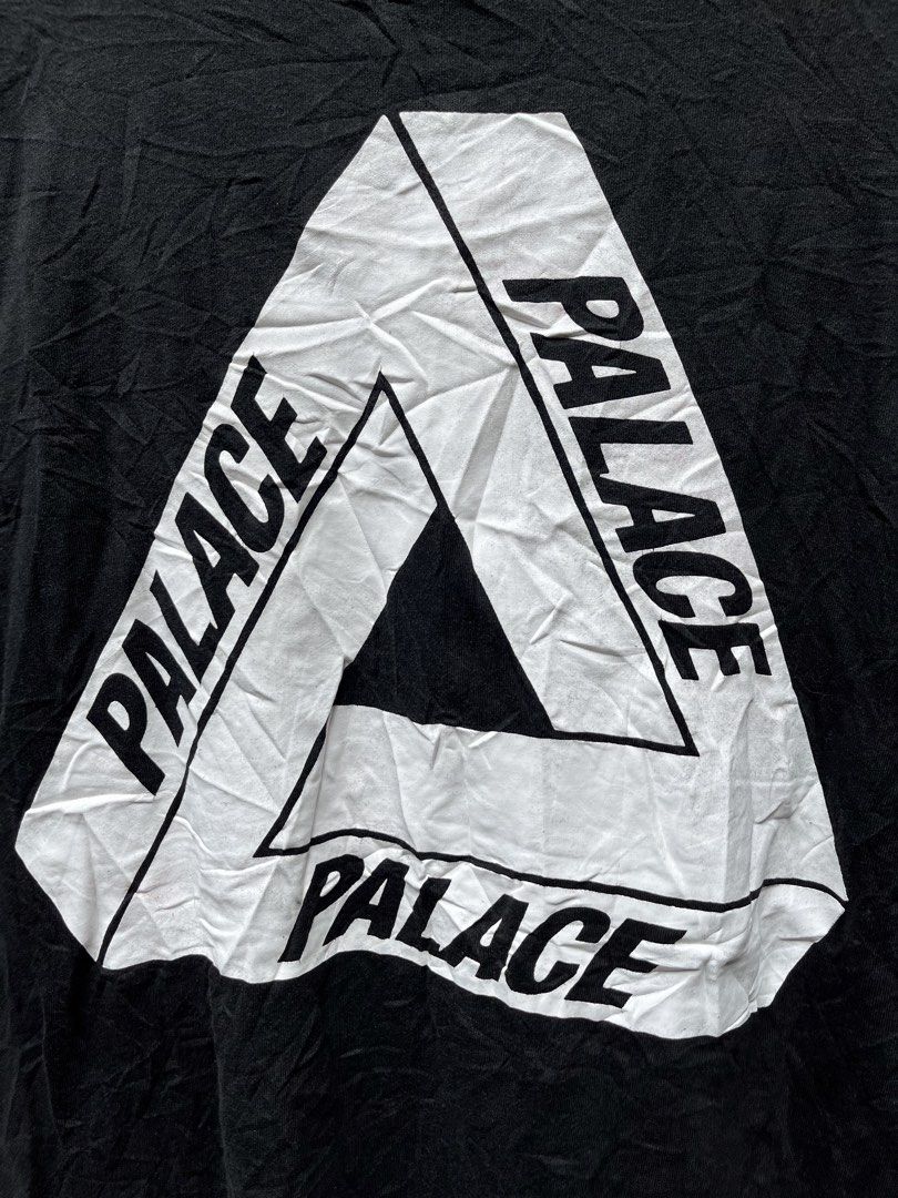 Palace shirt (Category: Tshirts & Polo Shirts ) located in San Simon. Submitted by wegintal (Listing ID 1467387554, Image 3). Description: Palace shirt 21.5 x 28 good condi 8.5/10 cr ₱399 shipped.